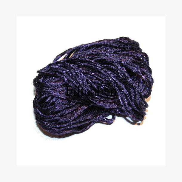 Broderigarn 8 Mtr Mørk Lilla