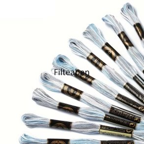 Lys bl� meleret broderigarn 8 mtr